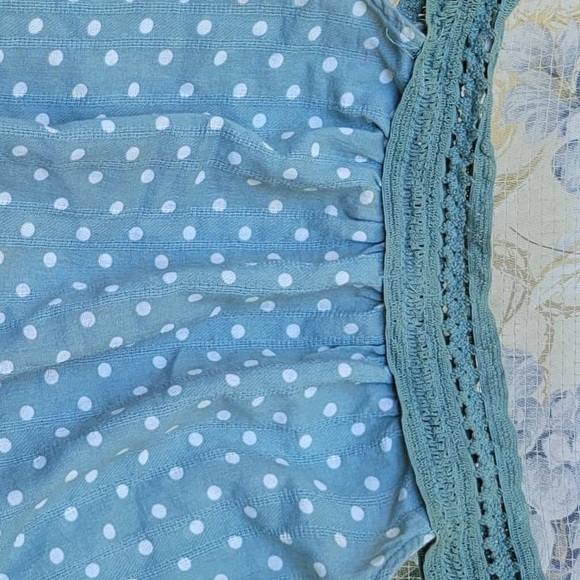 Cute off-the-shoulder top - Picture 3 of 4